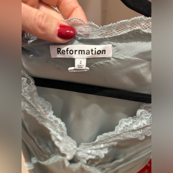 SOLD OUT Reformation aquamarine blue silk Belva dress. Perfect condition size 2 - Picture 5 of 6